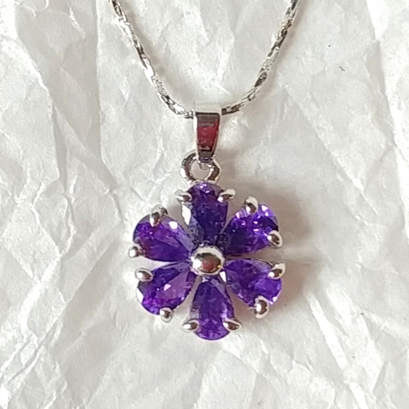 PURPLE CZ FLOWER PENDANT with 16" CHAIN - Picture 2 of 7
